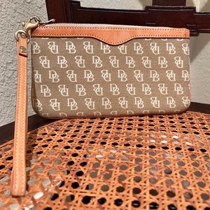 Dooney & Bourke Wristlet Monogram Signature Fabric with Leather Trim